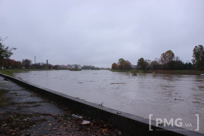 Рівень води у Латориці в межах Мукачева, Кольчина та Чинадієва сильно піднявся – 12