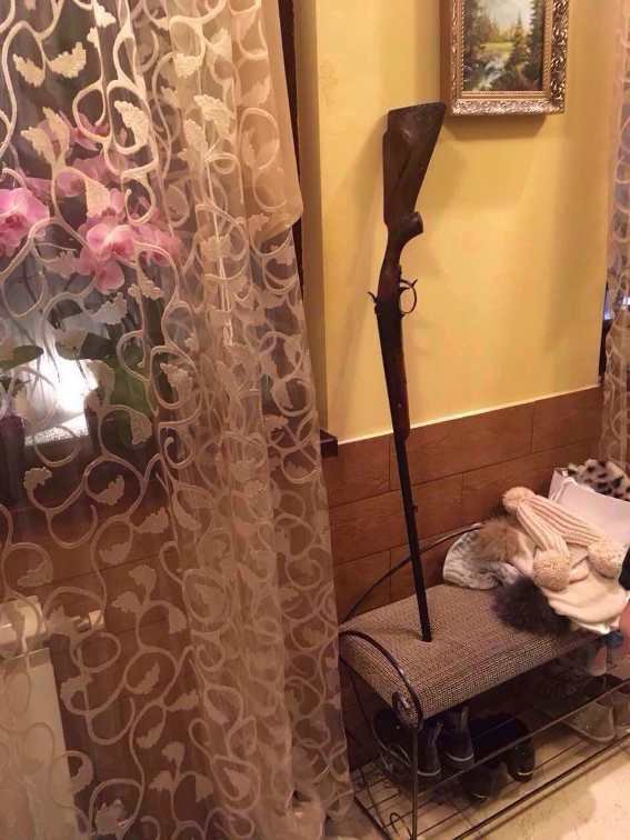 Правоохоронці вилучили в чоловіка незареєстровану мисливську рушницю – 01 Правоохоронці вилучили в чоловіка незареєстровану мисливську рушницю – 01