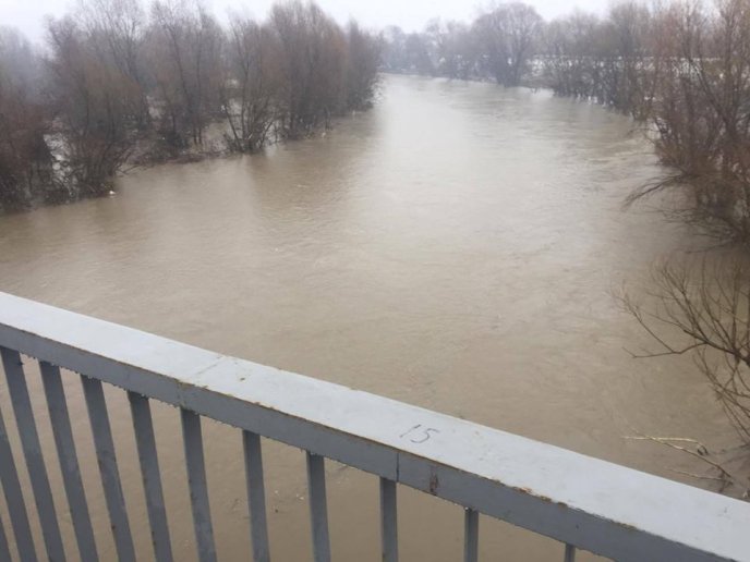 На річці Латориця у Мукачеві за півдня зріс рівень води – 04
