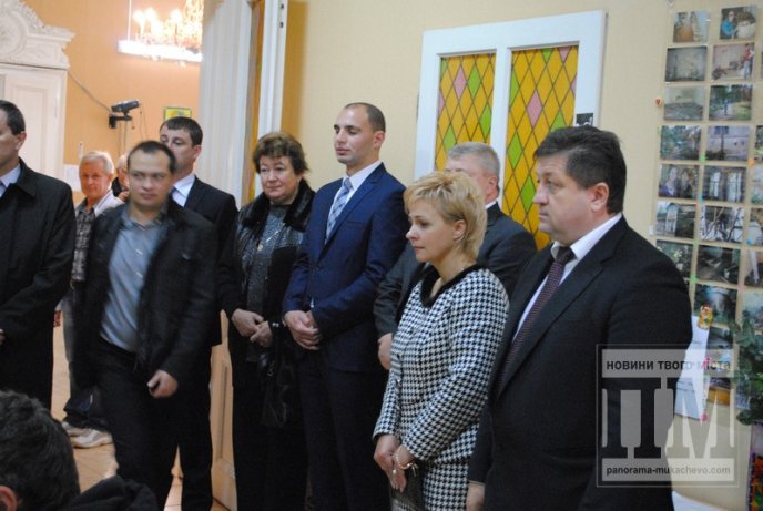 Олександр Ледида відвідав у Мукачеві Обласний центр соціально-психологічної реабілітації дітей та молоді з функціональними обмеженнями (ФОТО) – 14