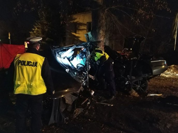 Двоє українців загинули у моторошній ДТП у Польщі – 16