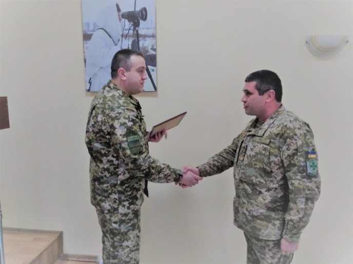 Прикордонники мукачівського загону отримали президентські відзнаки – 02