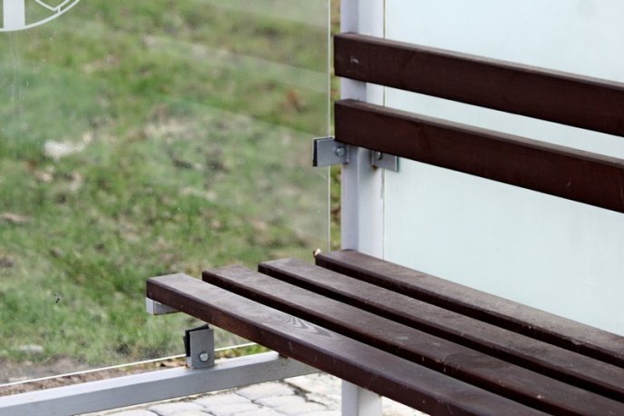 У  Мукачеві встановили 11 автобусних зупинок – 03