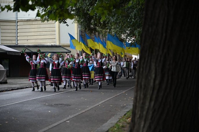 Світанок на Закарпатті зустріли молитвою за Україну – 04 Світанок на Закарпатті зустріли молитвою за Україну – 04