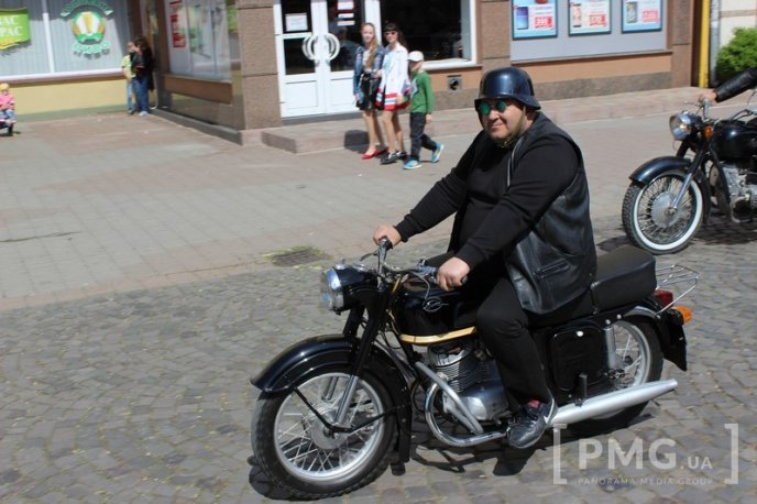 Байкери проїхались вулицями Мукачева – 18