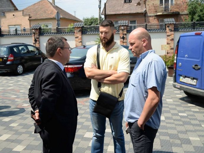 Роль громадських організацій в консолідації українського суспільства обговорювали в Мукачеві – 20