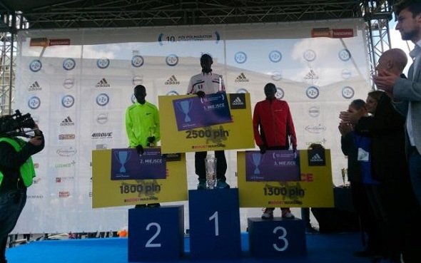 Мукачівець Дмитро Терпай взяв участь у десятому Варшавському напівмарафоні (ФОТО) – 04