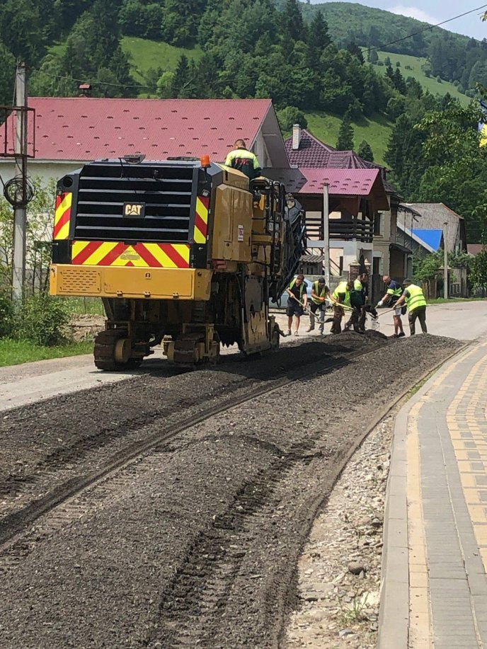 Розпочато ремонти доріг ще в одній громаді краю – 01 Розпочато ремонти доріг ще в одній громаді краю – 01