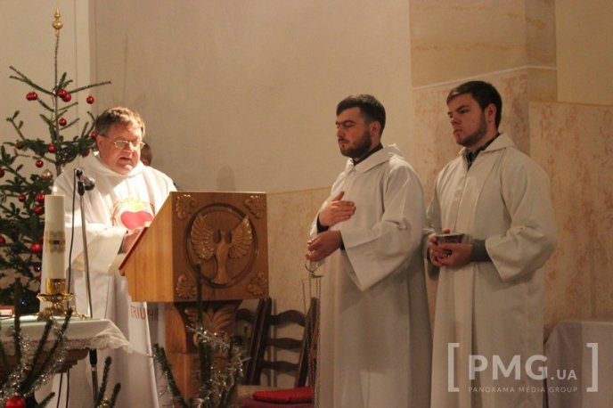Римо-католики Мукачева відзначають Різдво Христове – 14