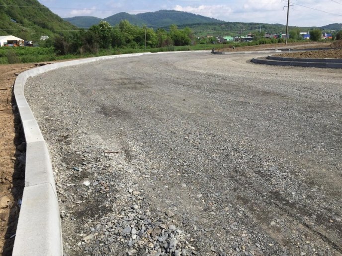 У Мукачеві будують нову вулицю – 01