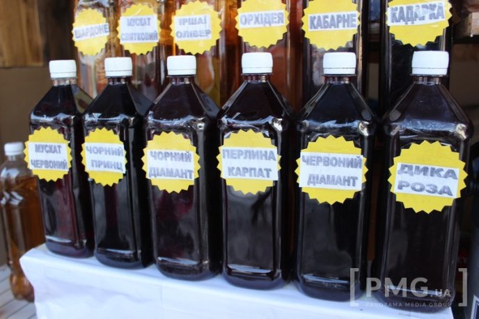 Сьогодні у Мукачеві стартував фестиваль "Червене вино" – 21