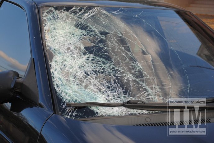 У Мукачеві пенсіонерка потрапила під колеса автівки (ФОТО) – 07