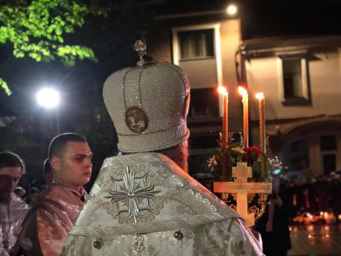Як освячували пасхальні кошики у Мукачівському кафедральному соборі Почаївської ікони Божої Матері – 06 Як освячували пасхальні кошики у Мукачівському кафедральному соборі Почаївської ікони Божої Матері – 06