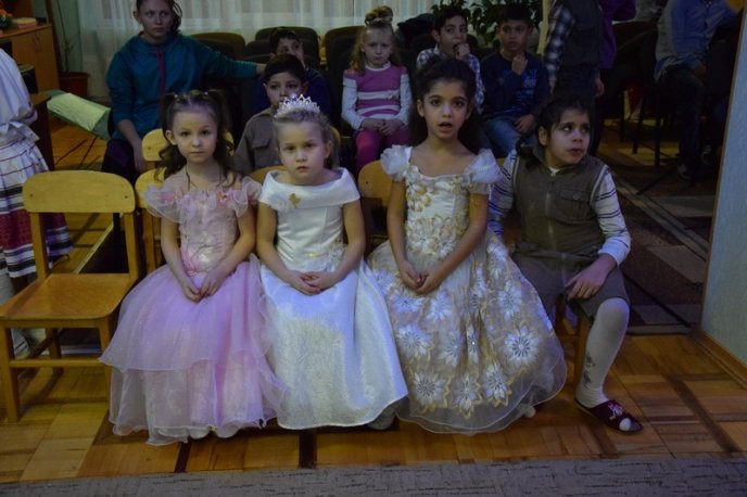 Подарували дітям радість – 17