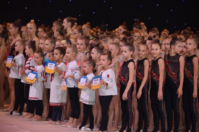 Чемпіонат України з художньої гімнастики проходить в Ужгороді – 06