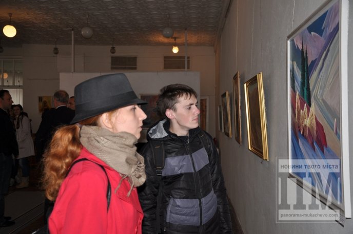 У Мукачеві відкрили виставку картин, присвячену Дню художника (ФОТО) – 03