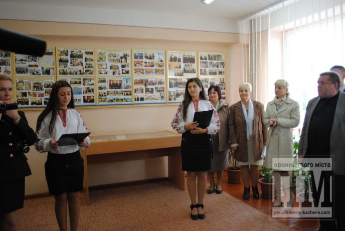 У Залужанську ЗОШ навідався один із кращих її випускників, генерал внутрішньої служби України Василь Дурдинець (ФОТО) – 04 У Залужанську ЗОШ навідався один із кращих її випускників, генерал внутрішньої служби України Василь Дурдинець (ФОТО) – 04