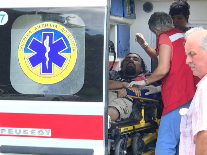 В Ужгороді ДТП: водій на "Шкоді" збив мотоцикліста – 06