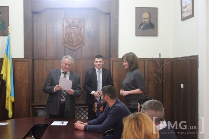 Мукачівських волонтерів відзначили подяками – 05