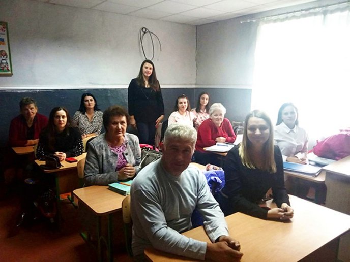 Народний депутат Василь Петьовка привітав працівників освіти Тячівського та Рахівського районів з професійним святом  – 06