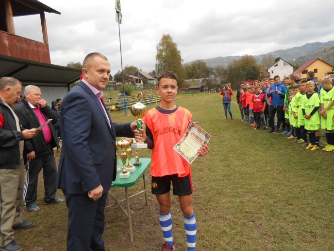 На Рахівщині відбулись матчі Кубка району з футболу – 05