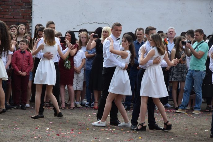 У школах Мукачева пролунав останній дзвінок – 57