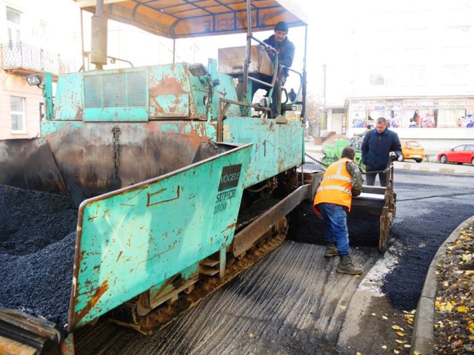 В Ужгороді триває ремонт вулиці Собранецької – 05
