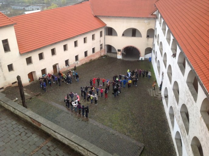 Молодь Мукачева провела флешмоб єдності "Ми разом! - Мы вместе!" (ФОТО,ВІДЕО) – 09