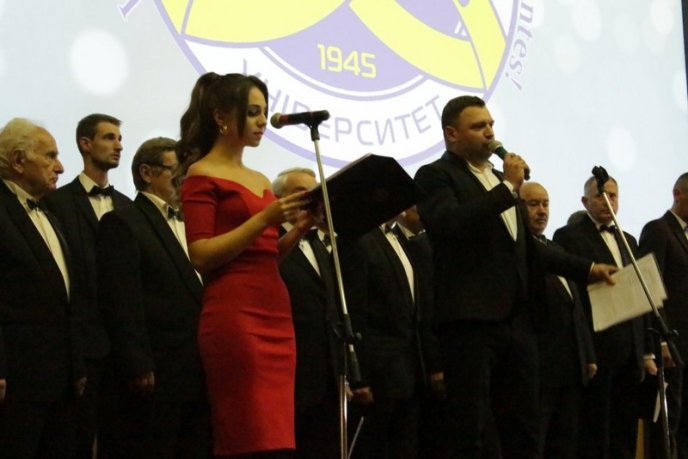 УжНУ відзначив 74-ту річницю від дня заснування – 01