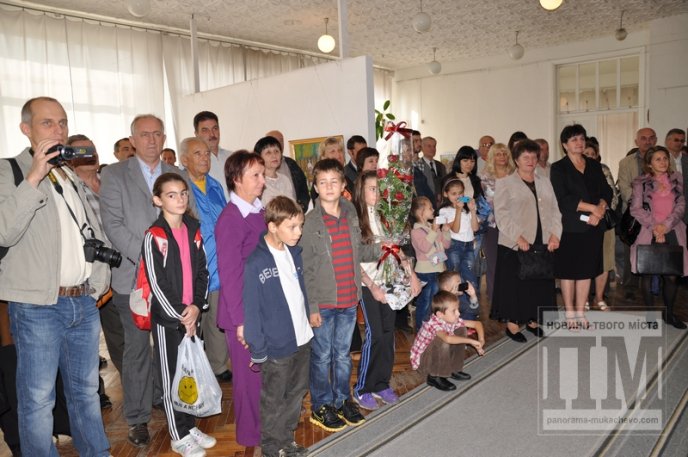 У Мукачеві відкрилась персональна виставка робіт Іллі Бровдія (ФОТО) – 17