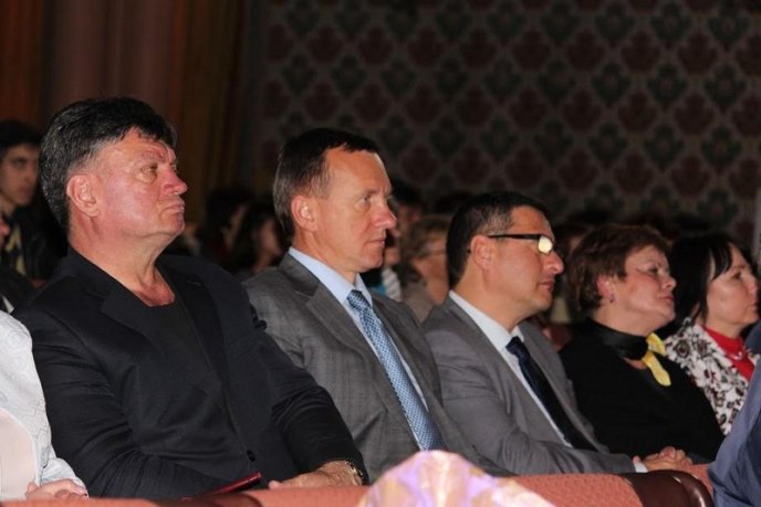 В обласному центрі відбувся авторський концерт відомого ужгородця – 05