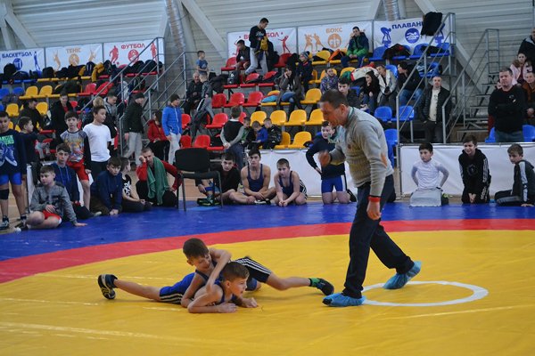 У Тячеві пройшов ювілейний новорічний турнір на Кубок федерації греко-римської боротьби – 02