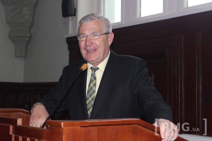 У Мукачеві урочисто відзначили День Соборності України та 70-річчя створення Закарпатської області – 03 У Мукачеві урочисто відзначили День Соборності України та 70-річчя створення Закарпатської області – 03