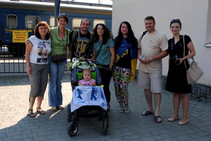 Народний герой України, хірург Олександр Данилюк повернувся на Закарпаття із зони АТО – 01