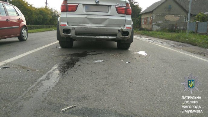 В обласному центрі сталась ДТП: п’яний водій іномарки в’їхав у "BMW X5" – 01