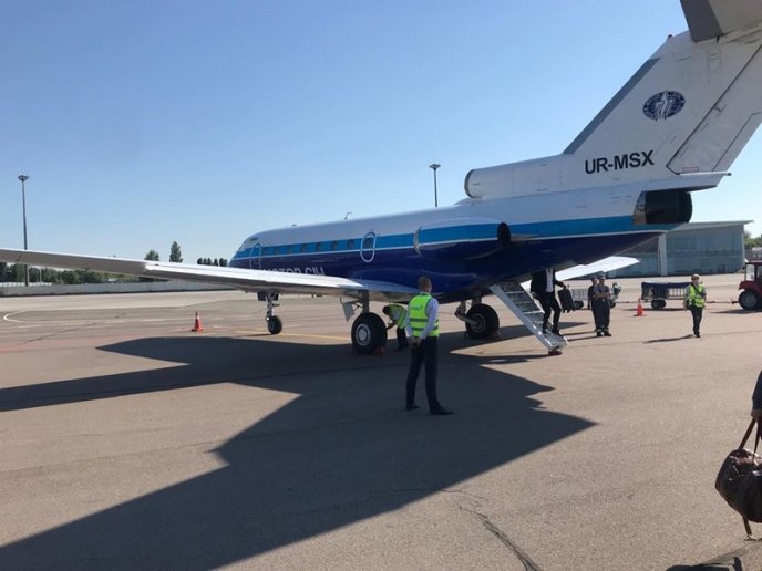 Сьогодні здійснили перший новий авіарейс "Ужгород-Київ" – 01 Сьогодні здійснили перший новий авіарейс "Ужгород-Київ" – 01
