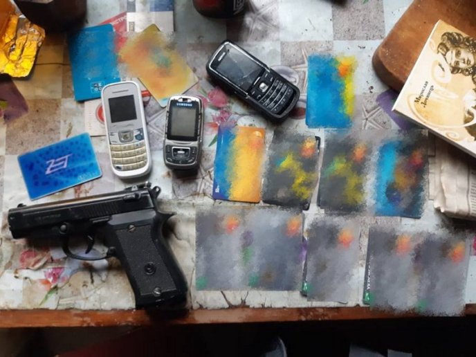 У Мукачеві затримали групу наркоділків: офіційні подробиці – 03