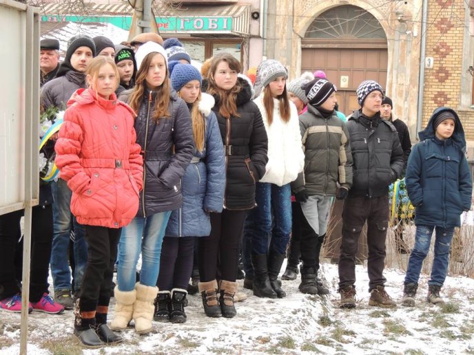 У День Соборності берегівчани вшанували пам’ять загиблих військових – 06