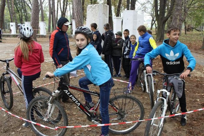 В Ужгороді відбулось спортивне свято під назвою "Старти знайомств" – 16