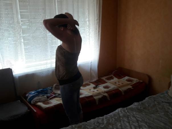 Сексуальні утіхи хлопців із 19 та 29-річними дівчатами завершились затриманням – 02