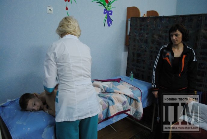 Олександр Ледида відвідав у Мукачеві Обласний центр соціально-психологічної реабілітації дітей та молоді з функціональними обмеженнями (ФОТО) – 18