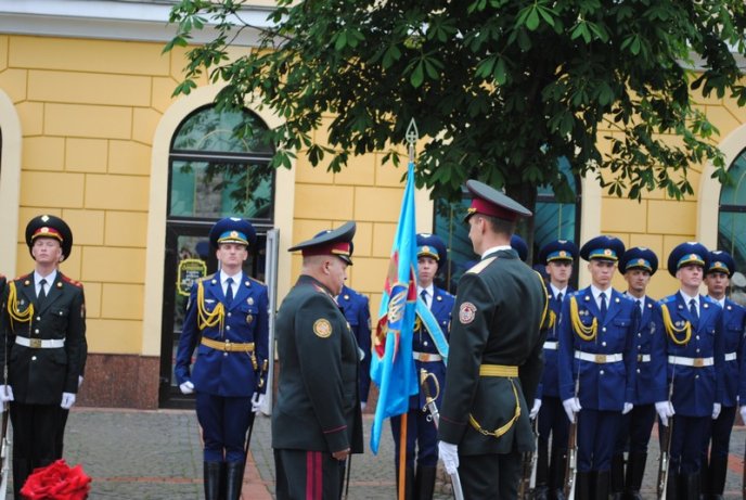 До Мукачева на переговори завітали головні військові України та Угорщини (ФОТОРЕПОРТАЖ) – 09 До Мукачева на переговори завітали головні військові України та Угорщини (ФОТОРЕПОРТАЖ) – 09