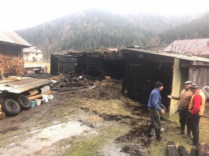 У Міжгірському районі гасили пожежу – 02