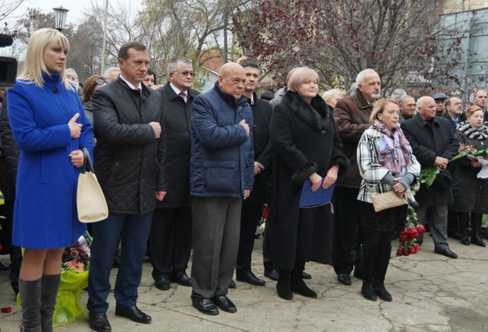 В Ужгороді відкрили пам’ятник видатному словаку Мілану Штефаніку – 04
