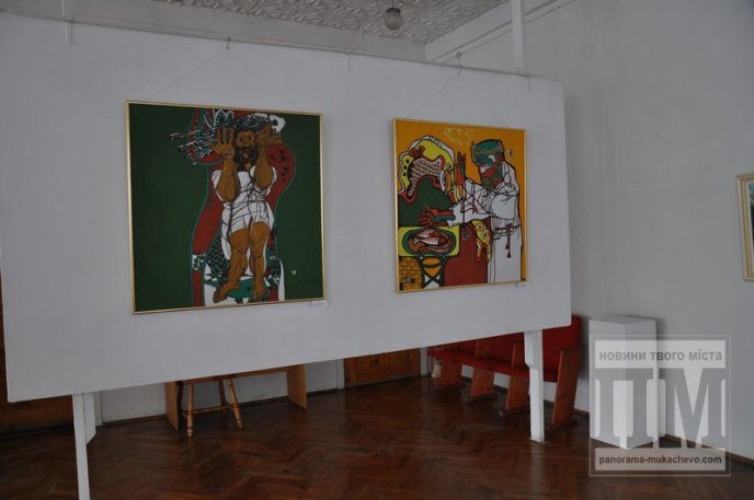 У Мукачеві відкрилась виставка картин до Дня Незалежності України (ФОТОРЕПОРТАЖ) – 03