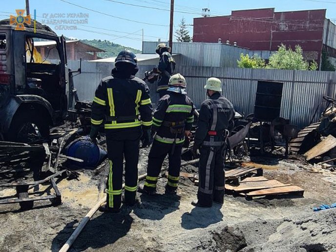 За добу в області горіли 4 машини – 04