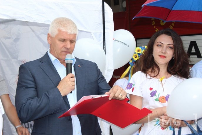 У Мукачеві відзначили 20-ту річницю Конституції України – 03