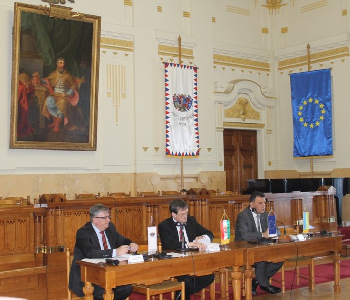 У Закарпаття з’явились можливості залучити багатомільйонні ґранти у розвиток краю – 06