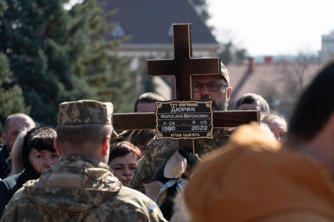 На Закарпатті поховали трьох захисників України – 10 На Закарпатті поховали трьох захисників України – 10