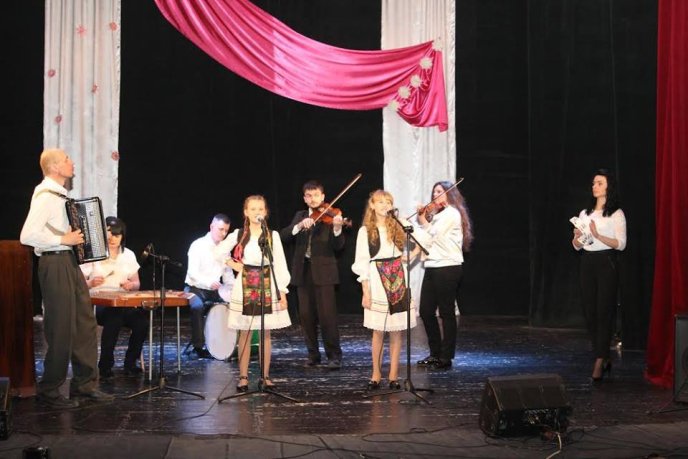 Мукачівська школа мистецтв №2 виступила зі звітнім концертом – 04